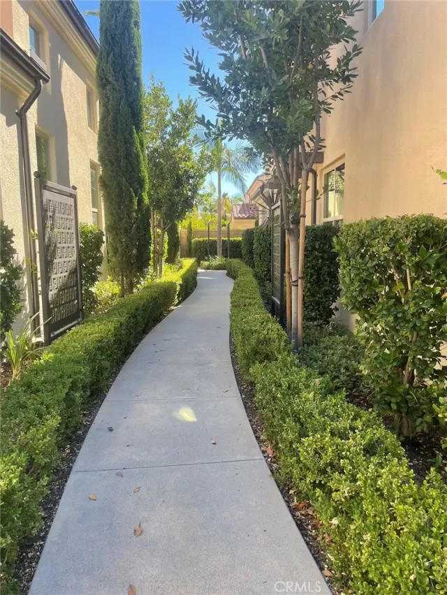 MLS: OC23148960 Condo For Sale