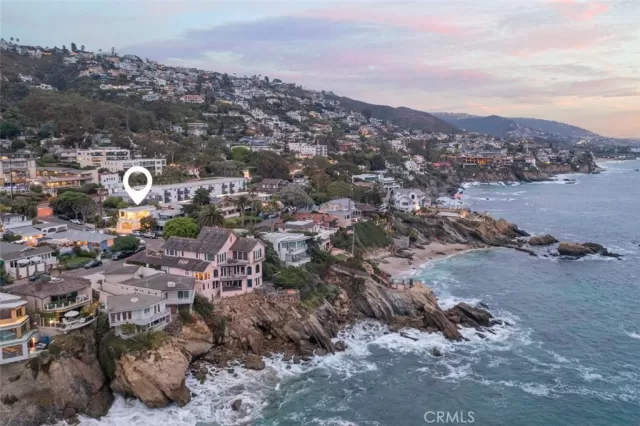 MLS: OC23149072 Condo For Sale