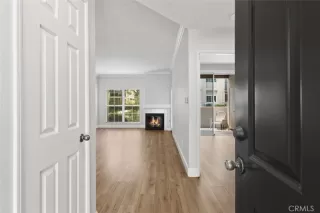 Photo #5: OC23149303 Listing