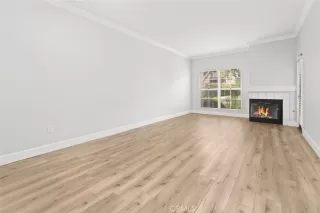 Photo #6: OC23149303 Listing