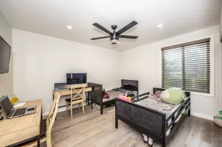 Photo #2: OC23149306 Listing