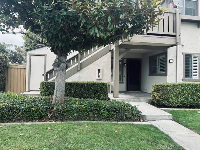 MLS: OC23149474 Condo For Sale