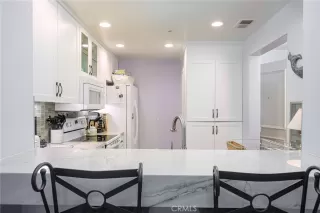 Photo #2: OC23149768 Listing