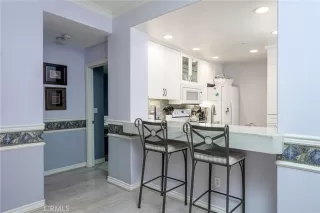 Photo #5: OC23149768 Listing