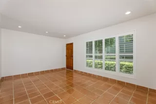 Photo #4: OC23149828 Listing