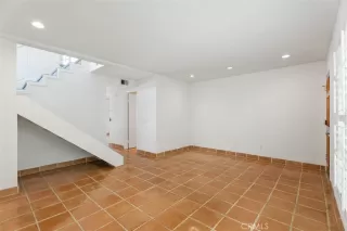 Photo #5: OC23149828 Listing