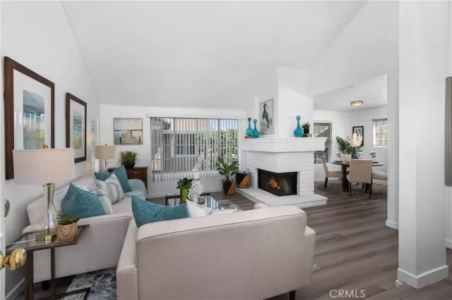 MLS: OC23149881 Condo For Sale