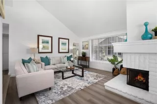 Photo #4: OC23149881 Listing 