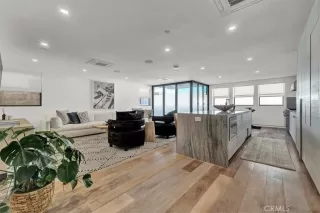 Photo #1: OC23150158 Listing 