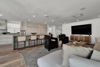 Photo #5: OC23150158 Listing 