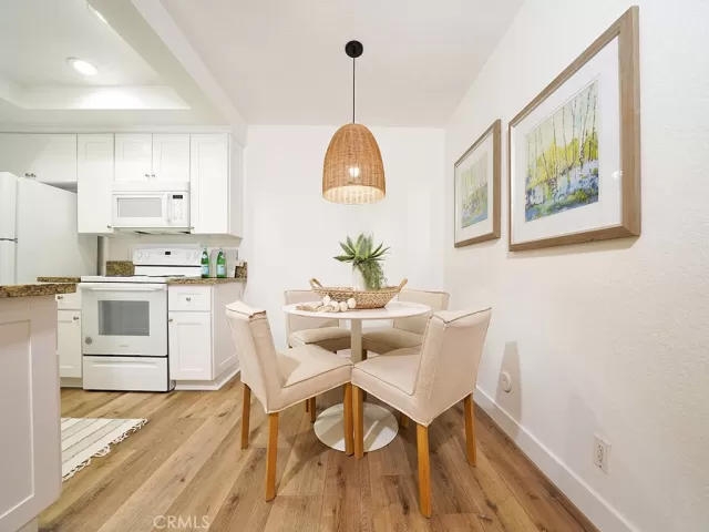 MLS: OC23150285 Condo For Sale