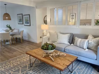 Photo #2: OC23150285 Listing 