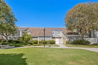 Photo #5: OC23150703 Listing 