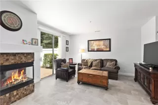 Photo #4: OC23150861 Listing 