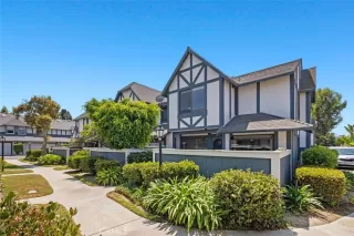 Photo #2: OC23150901 Listing 