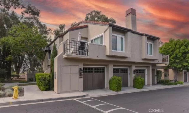 MLS: OC23150945 Condo For Sale