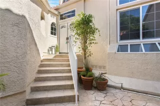 Photo #1: OC23151341 Listing 