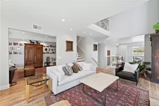 Photo #5: OC23151538 Listing