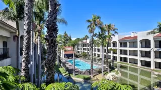 Photo #2: OC23151554 Listing 