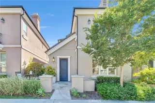 Photo #1: OC23151841 Listing 