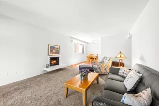 Photo #1: OC23152044 Listing 