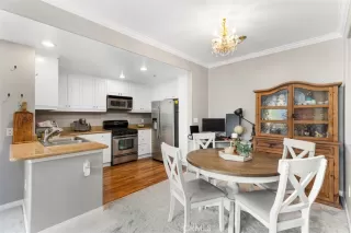 Photo #6: OC23152581 Listing 