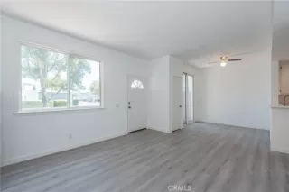 Photo #2: OC23152674 Listing 