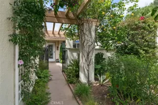 Photo #2: OC23152675 Listing