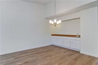 Photo #6: OC23152796 Listing