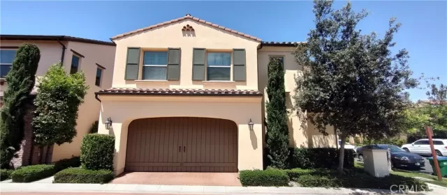 MLS: OC23153614 Condo For Sale