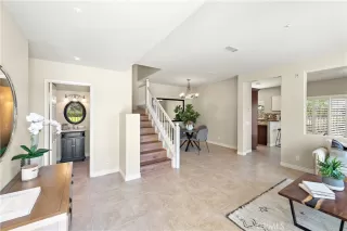 Photo #6: OC23154118 Listing 