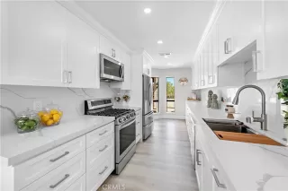 Photo #1: OC23154249 Listing 