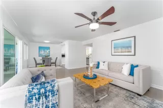 Photo #3: OC23155390 Listing