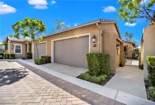 Photo #2: OC23155561 Listing 