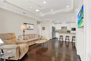 Photo #6: OC23155561 Listing 