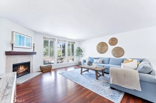 MLS: OC23155589 Condo For Sale