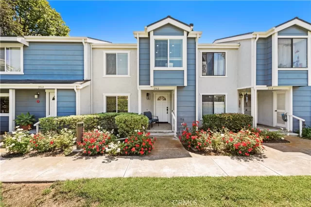 MLS: OC23155772 Condo For Sale