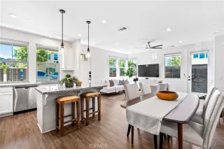 Photo #5: OC23156023 Listing