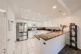 Photo #6: OC23156289 Listing 