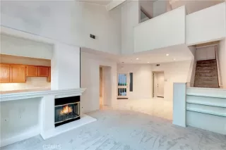 Photo #2: OC23156318 Listing 