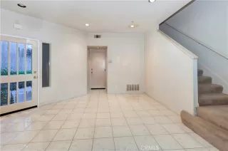 Photo #6: OC23156318 Listing 