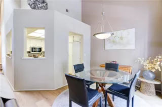 Photo #4: OC23156367 Listing 