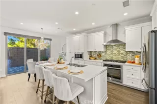 Photo #1: OC23156461 Listing 