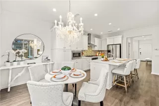 Photo #2: OC23156461 Listing 