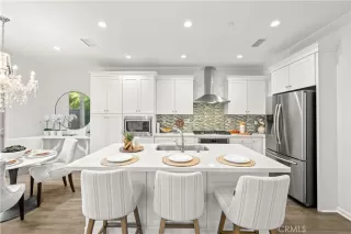 Photo #4: OC23156461 Listing 