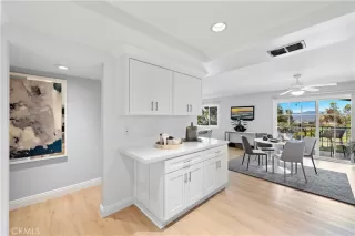 Photo #6: OC23156533 Listing