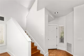 Photo #4: OC23156548 Listing