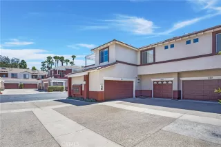 Photo #3: OC23157147 Listing