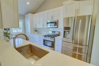 Photo #5: OC23157149 Listing