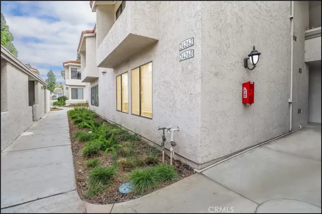 MLS: OC23157351 Condo For Sale